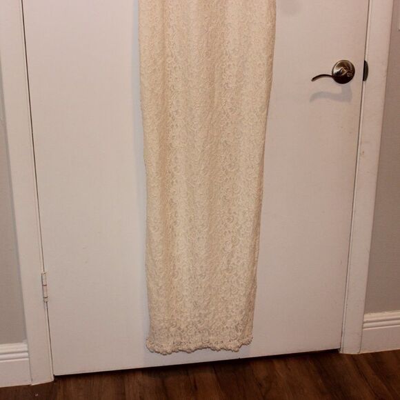 Adrianna Papell  White Lace Floral Sleeveless Maxi Dress Women's Size 12 - Picture 4 of 10